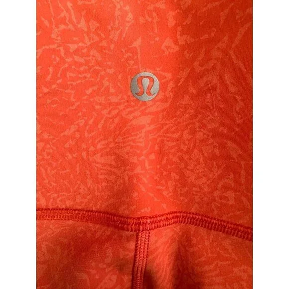 Lululemon Women's Coral Giraffe Print Wunder Train High Rise Short Size 0 - Picture 7 of 7